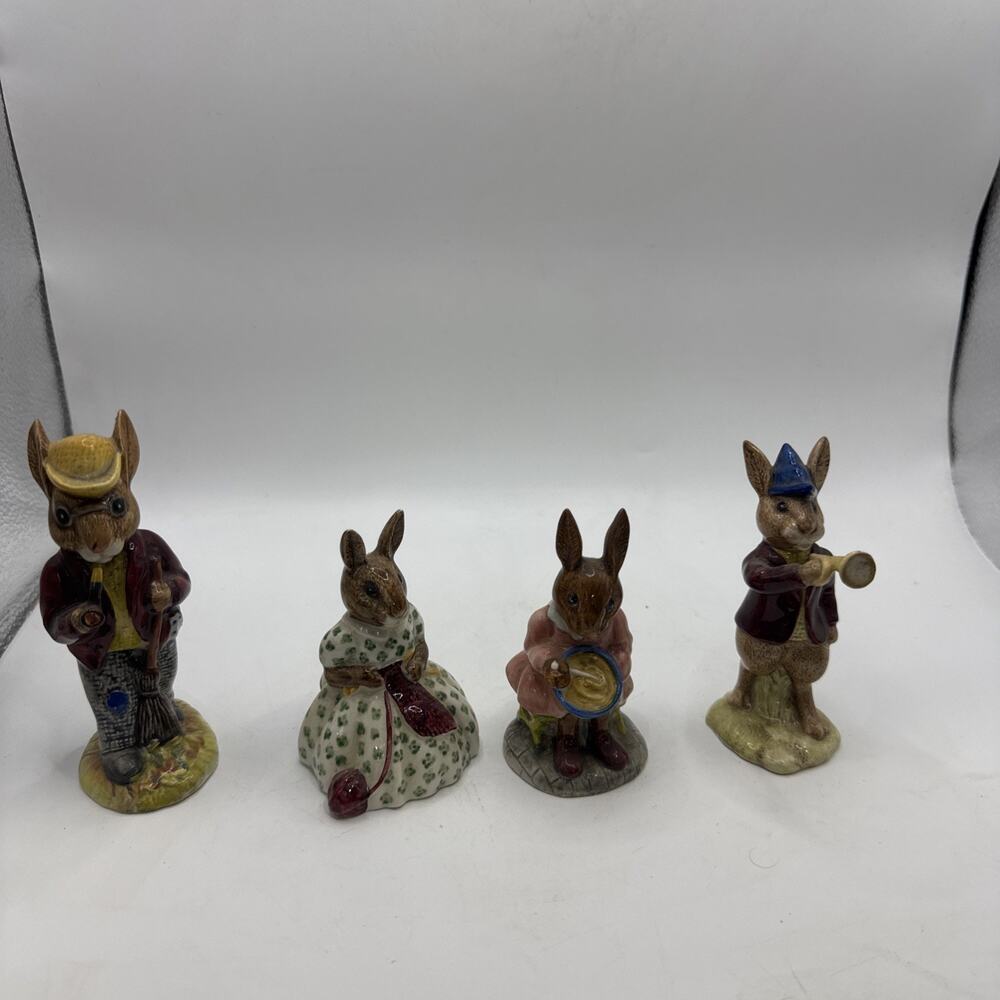 Royal Doulton Bunnykins Figurines Lot of 4 DB2 DB5 DB10 DB11 Vintage England *